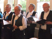 Klezmer mit Gofenberg-Chor im ausverkauften Kulturbahnhof am 20.09.2015