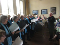 Der Lichterfelder Chorkreis lsst das blaue Band des Frhlings wieder flattern: 06. April 2016