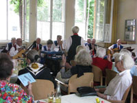 Ein frhliches Musik-Potpourri am 29.6.2016 mit dem Berliner Mundharmonika-Orchester