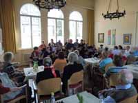 Ukulelenorchester ´The Gentle Ukes` begeistern den Bürgertreff am 11.04.2018