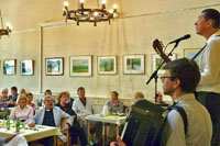 Trio Scho beim Nachmittag im Kulturbahnhof intoniert `Druschba` (Freundschaft)