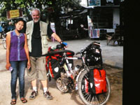 Hans Neumann berichtet von seiner Fahrradtour durch Myanmar