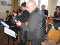 Ukulelen im Bahnhof  mit den `The Gentle Ukes´ am 15. März 2017