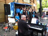 Großes Sommer- und Kiezfest am Bahnhof am 10. Juni 2017