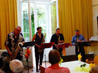 Mächtig , mitreißend und etwas schräg - das Bläserensemble Mukarabu im Kulturbahnhof (28.06.2017)