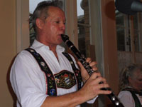 Jodel-Moni und Löffel-Felix beim Alpenländischen Musiknachmittag am 22.11.2017