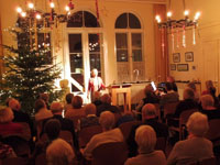 Literarisch-satirische Weihnachtsrevue mit Elisabeth Arend und Klaus Schäfer