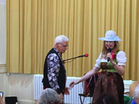 Wiener Blut - mitt Hella Duny, Gesang und Akkordeon und Klaus Schäfer, Pianist