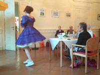 Evergreens zum Mitsingen präsentiert Claudia Himmel