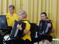 Das Akkordeon-Ensemble Harmonie konzertiert im Bürgertreffpunkt
